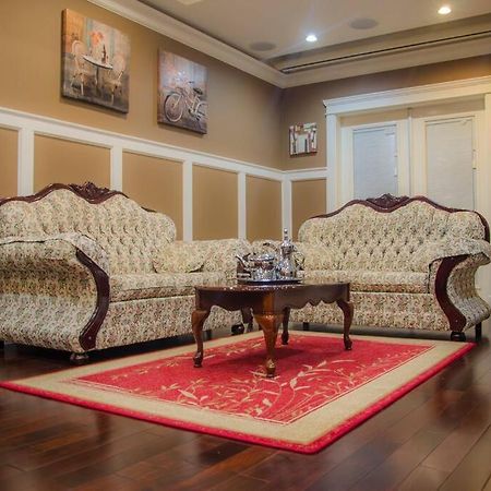 Rocky Ridge Executive Suite Victoria Bagian luar foto