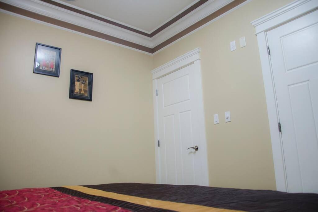 Rocky Ridge Executive Suite Victoria Bagian luar foto