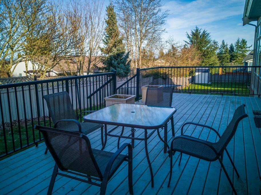 Rocky Ridge Executive Suite Victoria Bagian luar foto